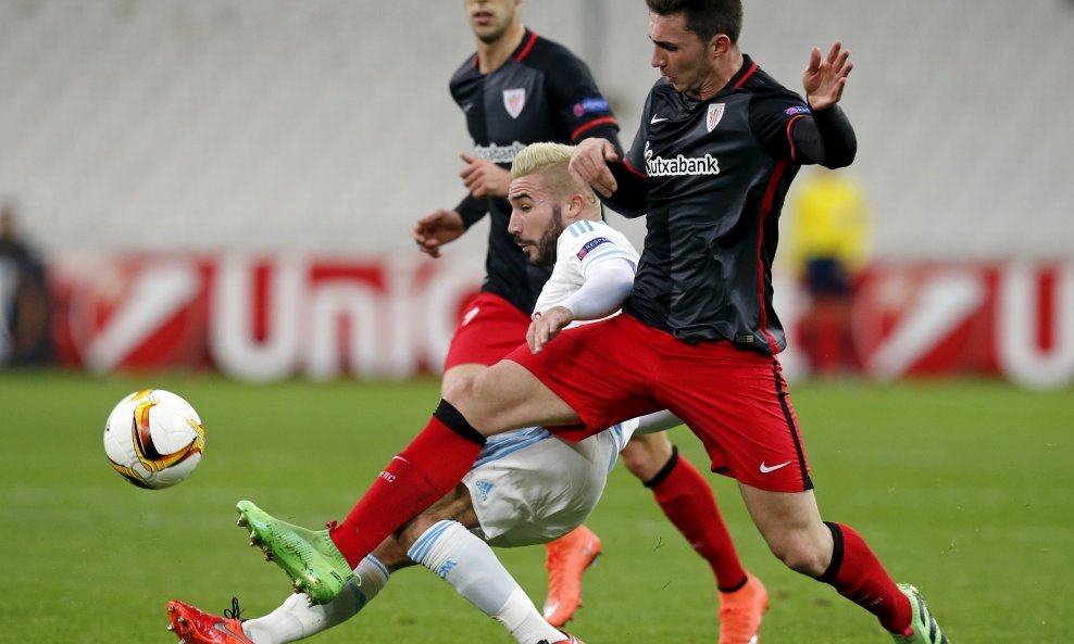Romain Alessandrini (Marseille) i Aymeric Laporte (Athletic Bilbao)