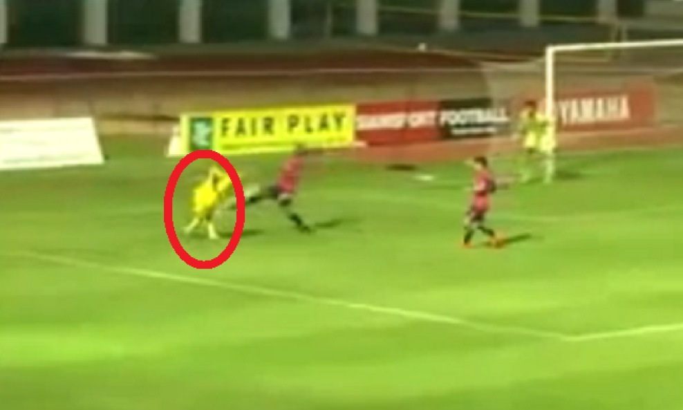 Mackova 'Rabona'