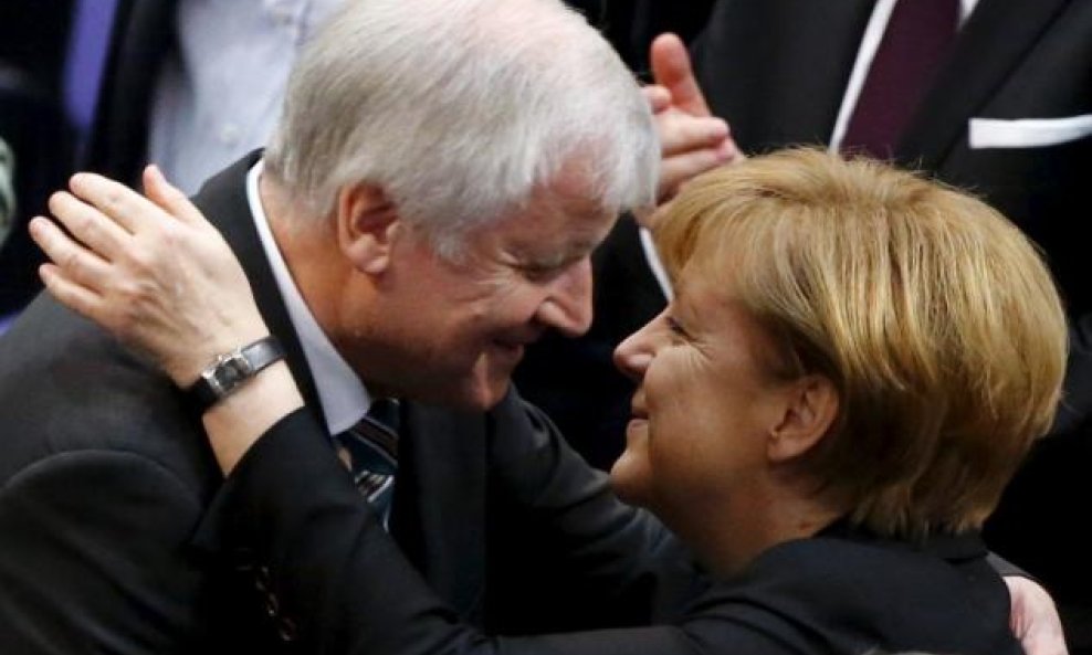Horst Seehofer i Angela Merkel