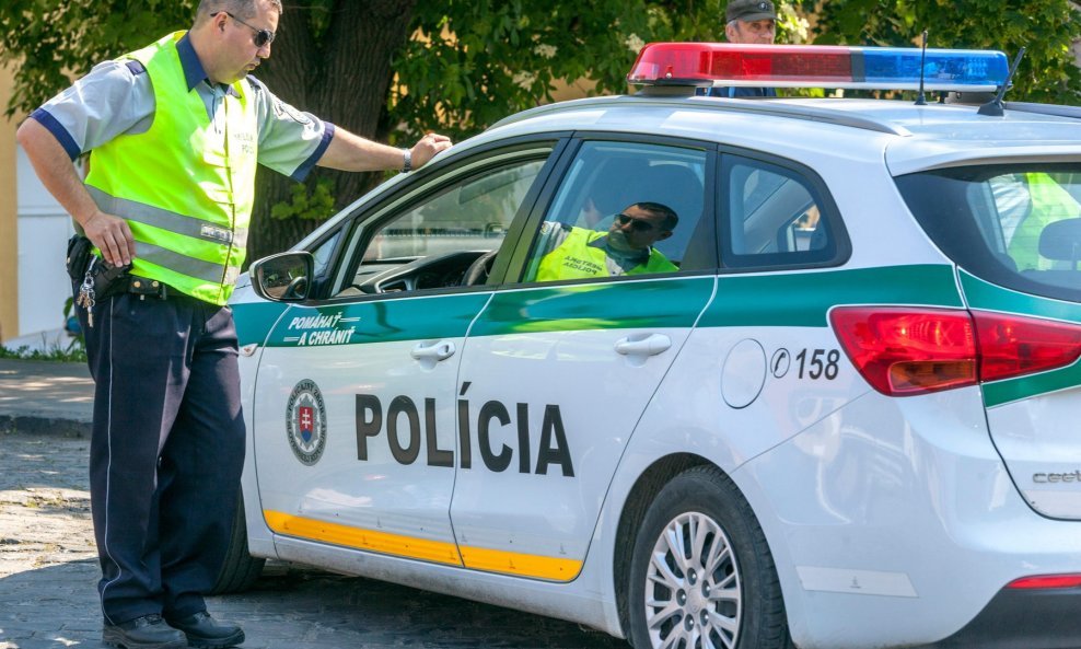 Slovačka policija