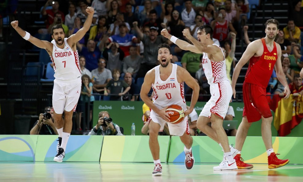 Roko Ukić Dario Šarić Kruno Simon Pau Gasol hrvatska košarkaška reprezentacija