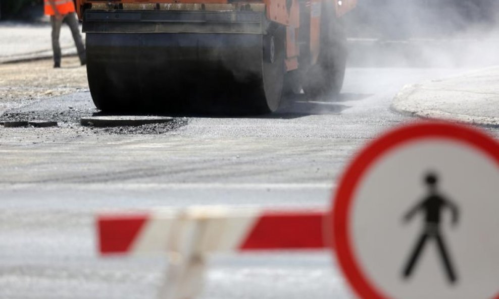 Ljetni radovi na gradskim prometnicama (2)