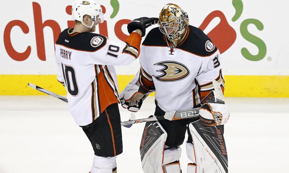 Anaheim Ducks - Frederik Andersen i Corey Perry