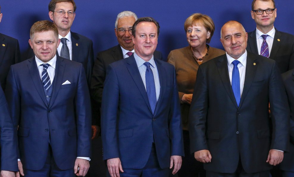 Slovački premijer Robert Fico, britanski premijer David Cameron, njemačka kancelarka Angela Merkel i bugarski premijer Boyko Borisov