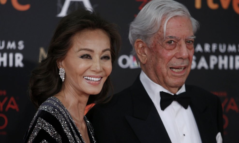Mario Vargas Llosa s partnericom Isabel Preysler