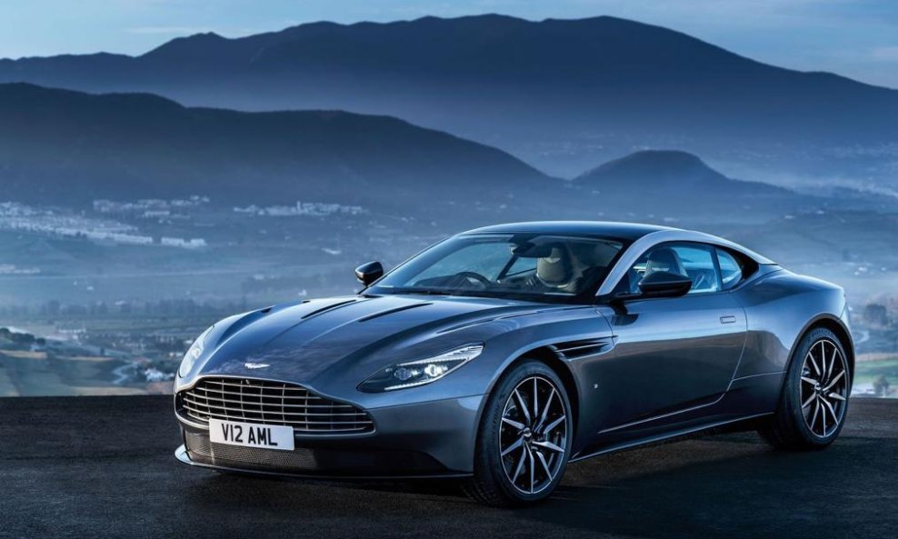 Aston Martin DB11