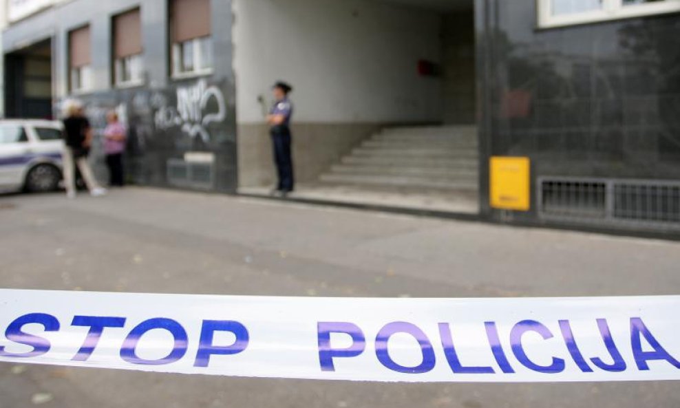 Policijska traka policija