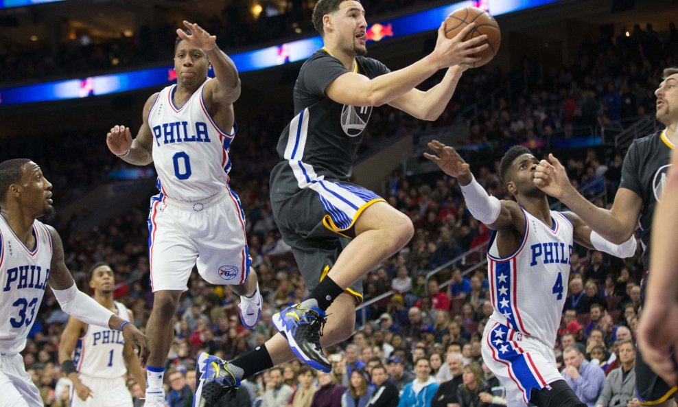 Klay Thompson (11) i Isaiah Canaan