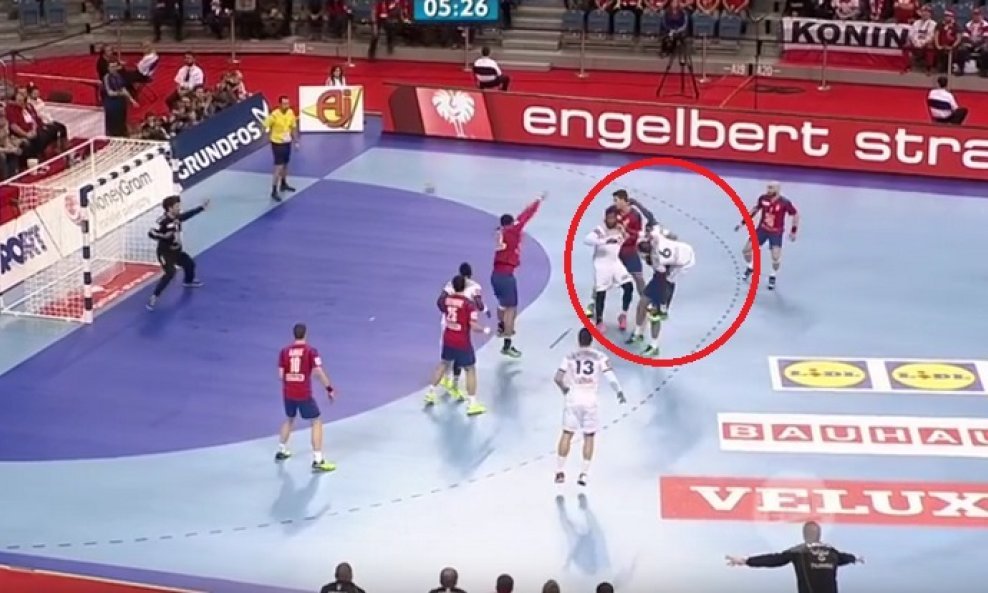 Gol Nyokasa