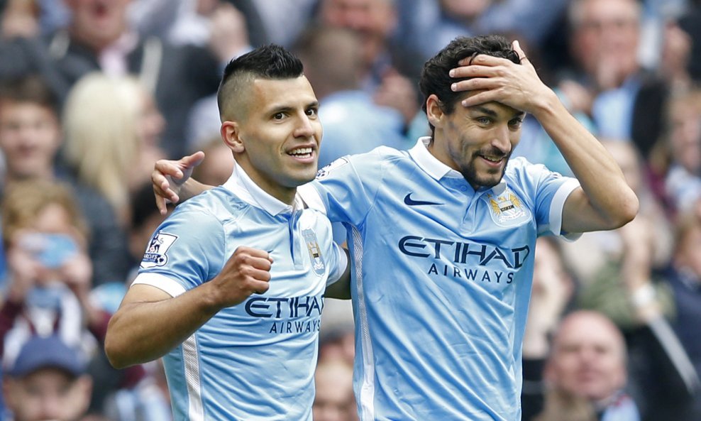 Sergio Aguero Jesus Navas Manchester City