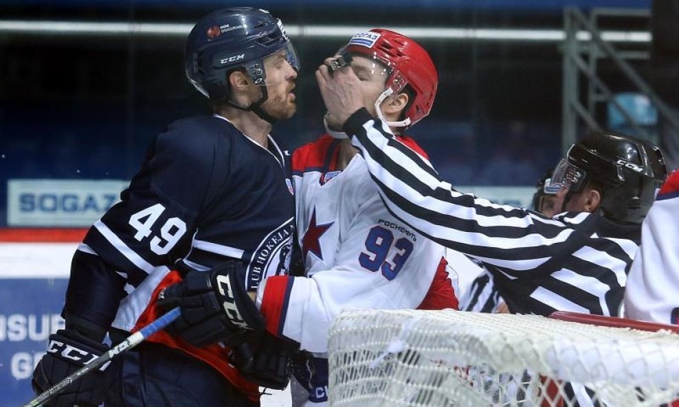 Alexandre Bolduc, Artyom Sergeyev Medveščak CSKA