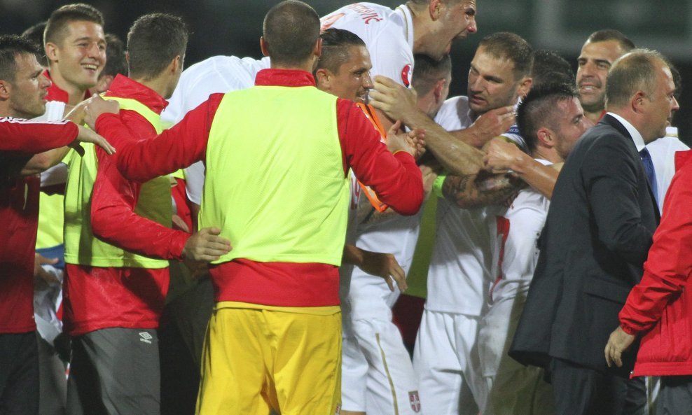 srpska nogometna reprezentacija