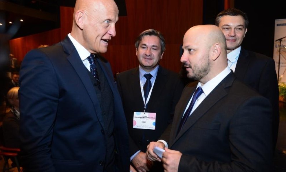 Pierluigi Collina i Gordan Maras