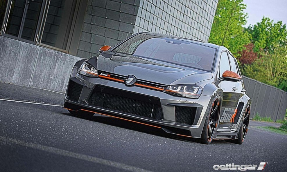 Oettinger predstavio vlastiti Volkswagen Golf R (1)