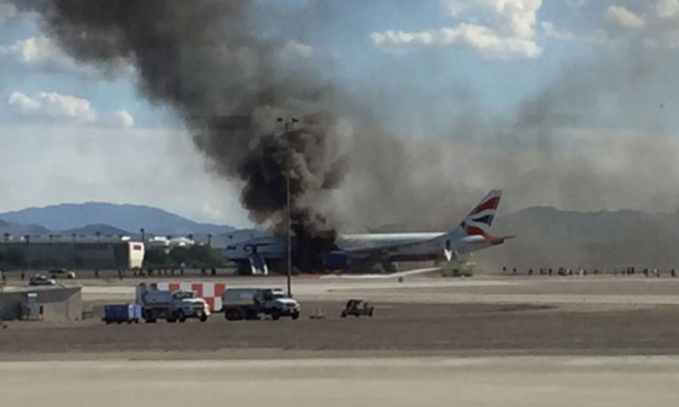 Zapaljeni zrakoplov u Las Vegasu