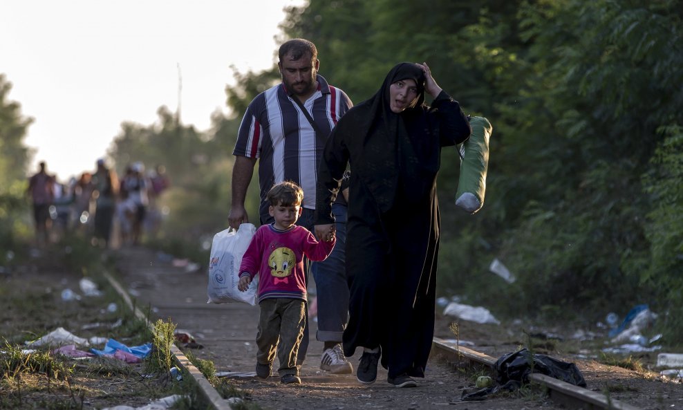 Izbjeglički status u Srbiji ima 28.000 osoba, ali je njihov stvarni broj znatno veći