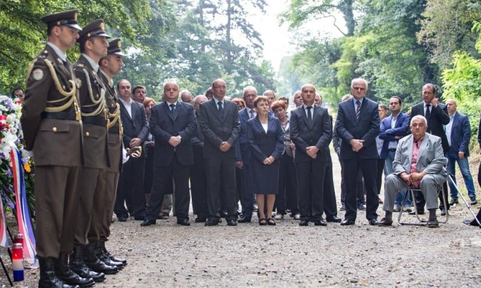 DAN SJEĆANJA NA ŽRTVE TOTALITARNIH REŽIMA