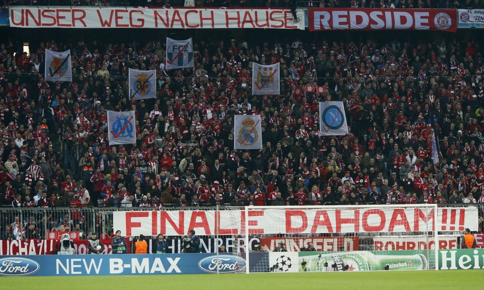 Allianz Arena, navijači Bayerna