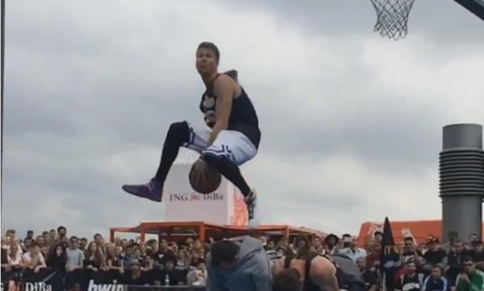 dunk