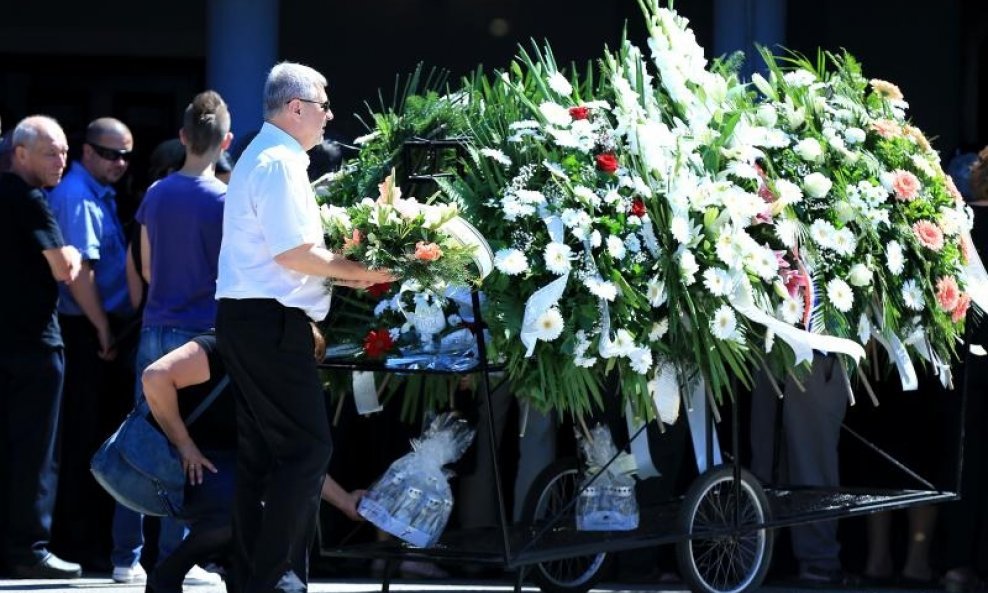 Pokop Ivane Fogadić i njenog sina Patrika (6)