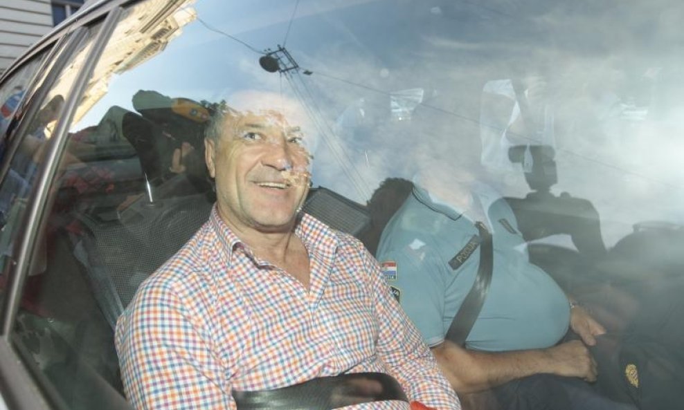 Zdravko Mamić dovezen u zgradu USKOK-a