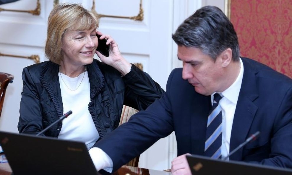 Sjednica Vlade RH - Vesna Pusić, Zoran Milanović