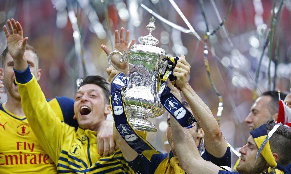 Mesut Özil Arsenal Fa kup