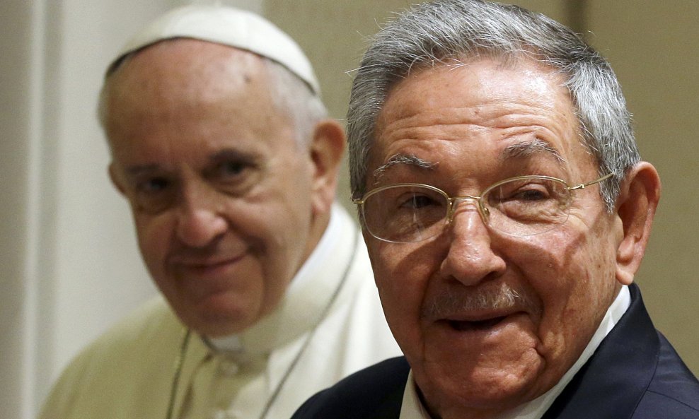 Papa Franjo i Raul Castro