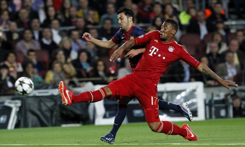 Barcelona - Bayern (07)   Jerome Boateng i David Villa