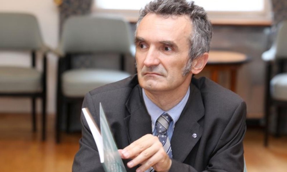 Zorislav Antun Petrović