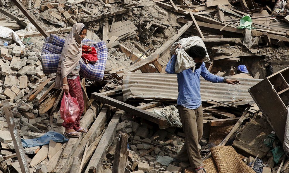 Ruševine u Nepalu 11
