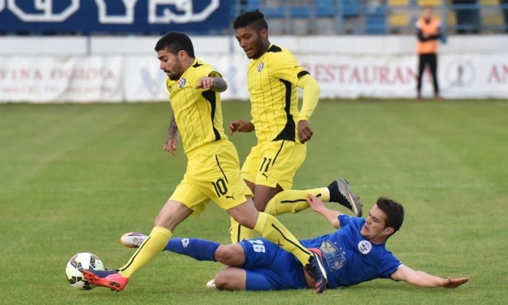 Zadar - Dinamo (Paulo Machado, Junior Fernandes, Ivan Pešić)