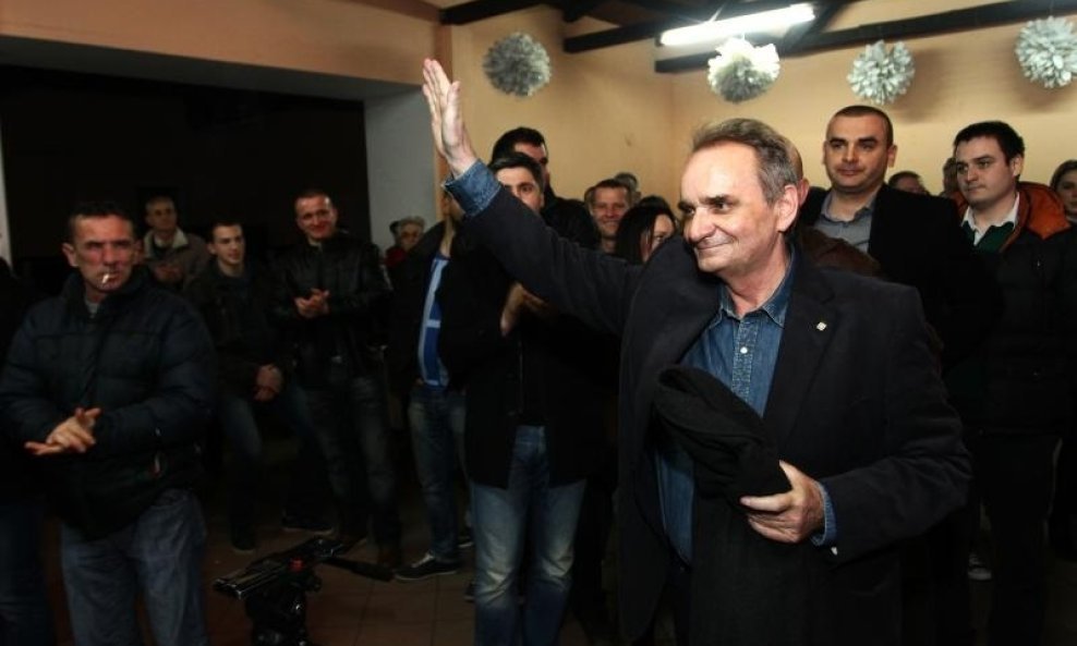 Branimir Glavaš na predizbornom skupu