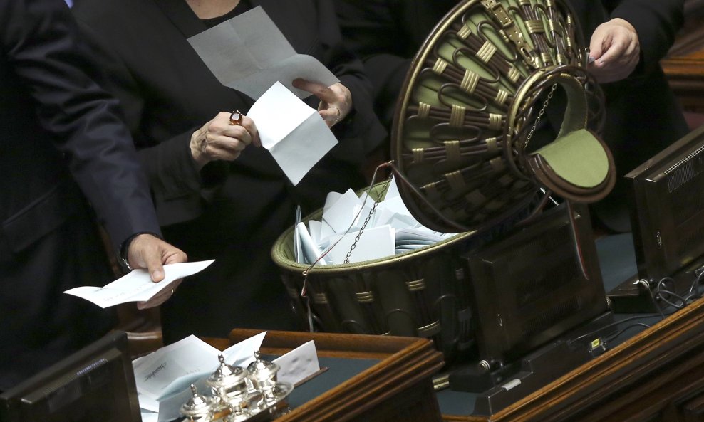 ITALIJA GLASANJE ZA PREDSJEDNIKA