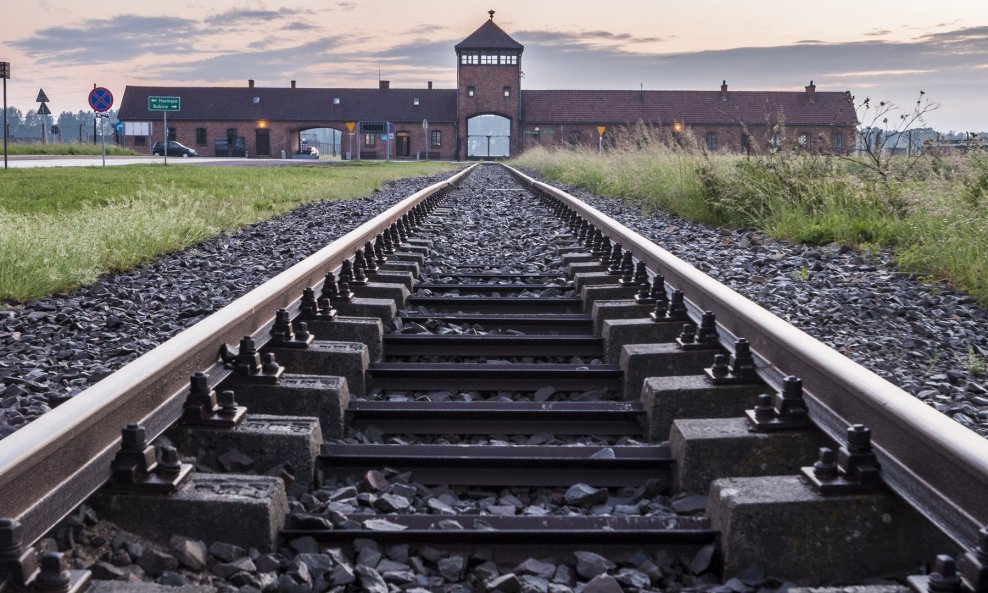 Auschwitz