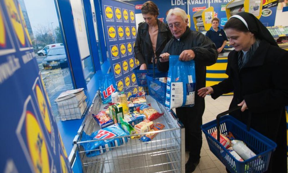 Oliver Dragojević Blanka Vlašić Jelena Lončar Caritas Lidl