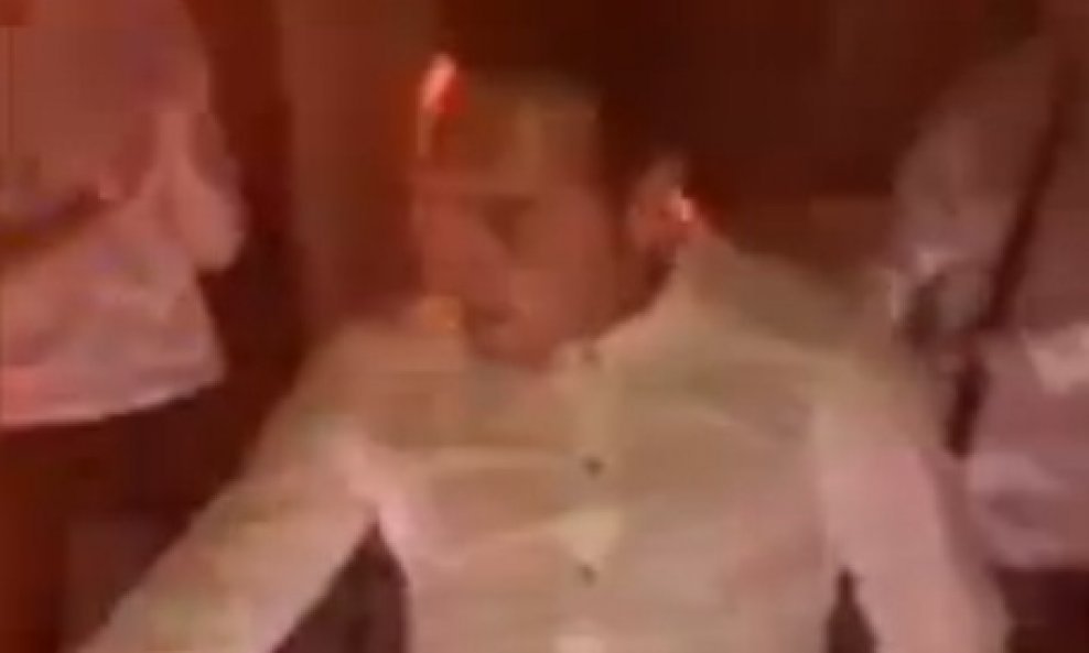 Santi Cazorla pleše
