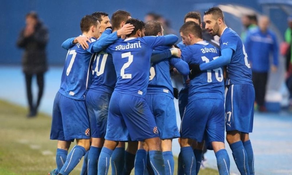 Dinamo slavi gol