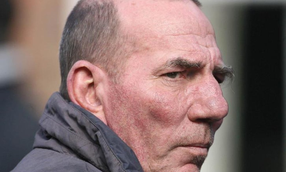 Pete Postlethwaite 