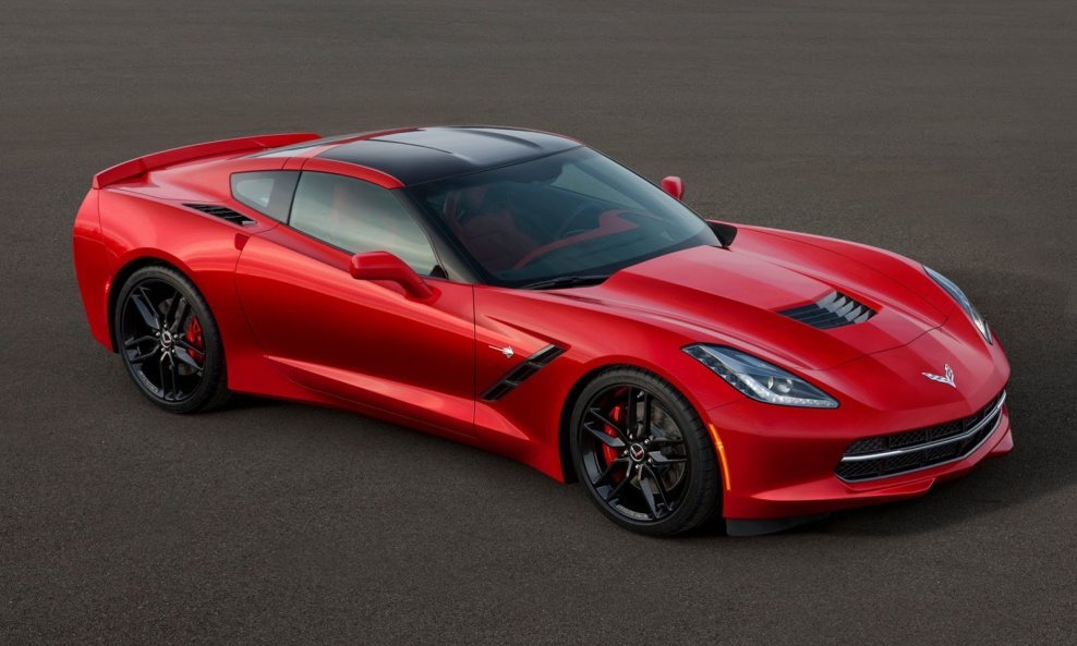 2014-Corvette-C7-23[5]