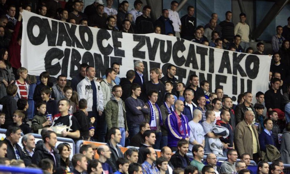 Navijači Cibone