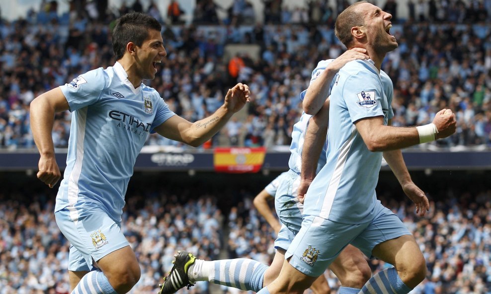 Pedro Zabaleta Sergio Aguero Kun Manchester City