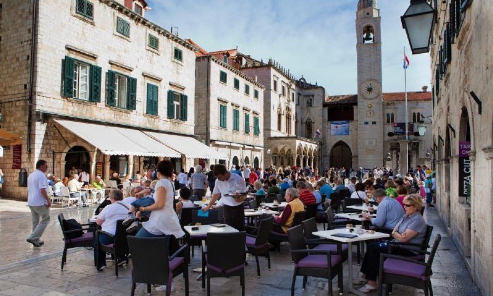 Turisti u Dubrovniku 6