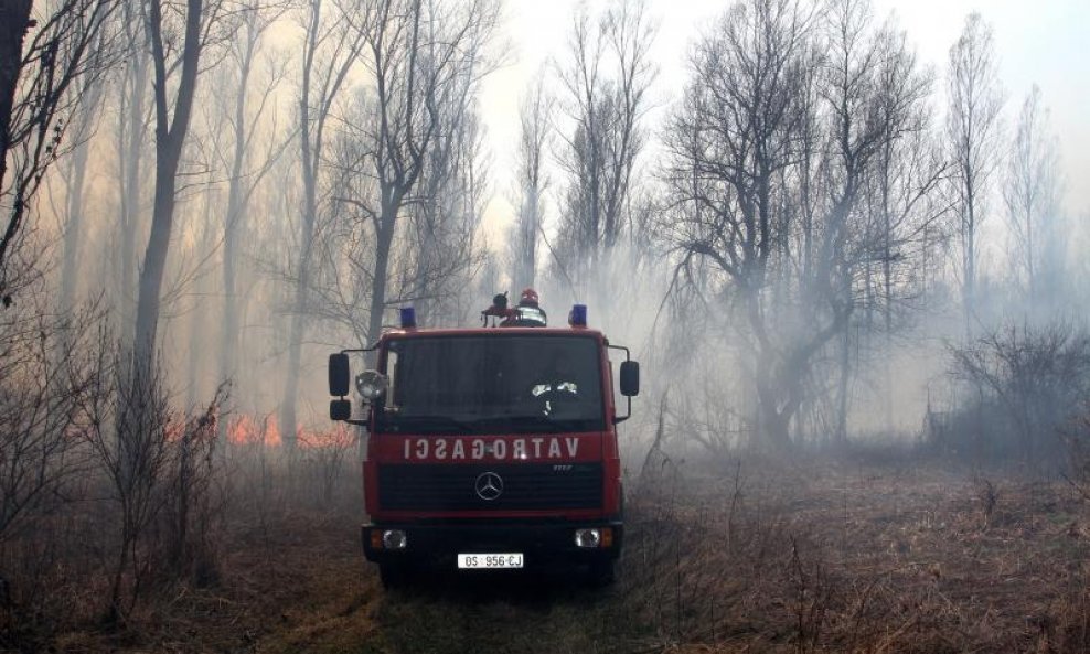Osijek požar vatrogasci