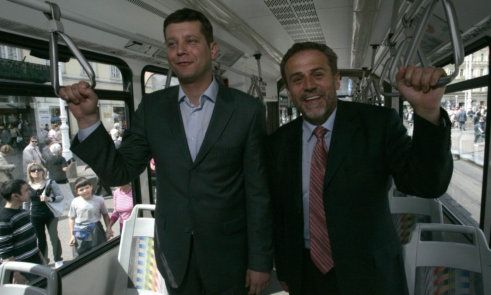 Jasen Mesić i Milan Bandić u NATO-tramvaju