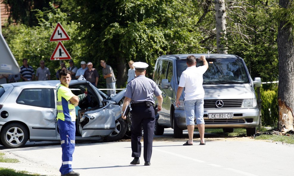 prometna nesreća 