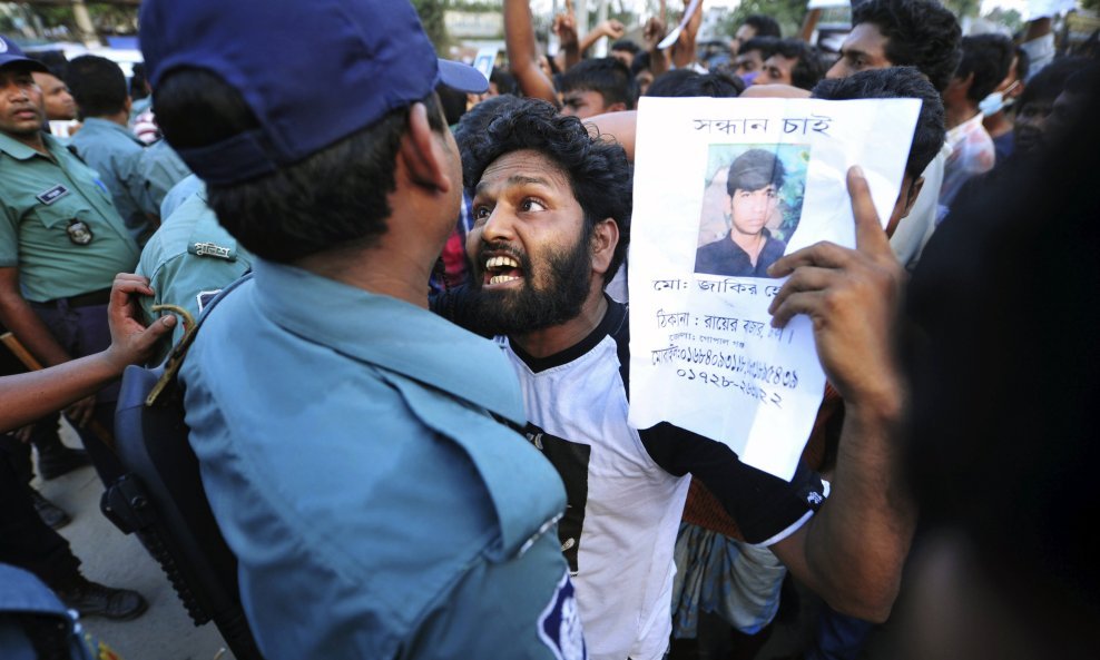 Bangladeš prosvjed nakon rušenja zgrade
