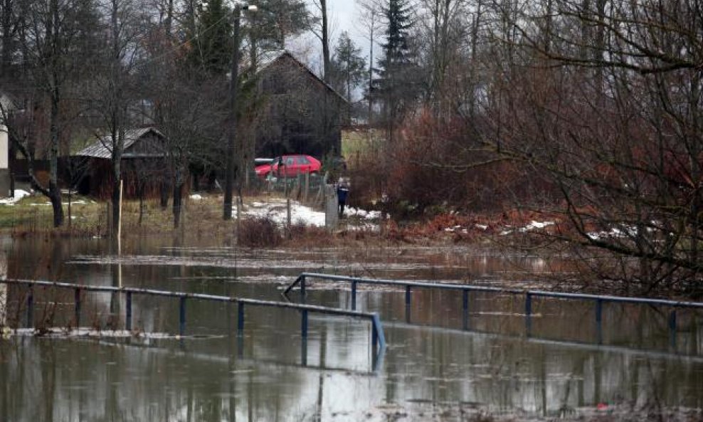 poplave lika