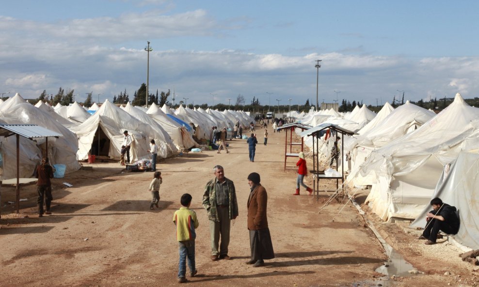 Sirijski izbjeglički kamp u Turskoj