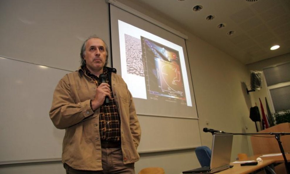 Korado Korlević